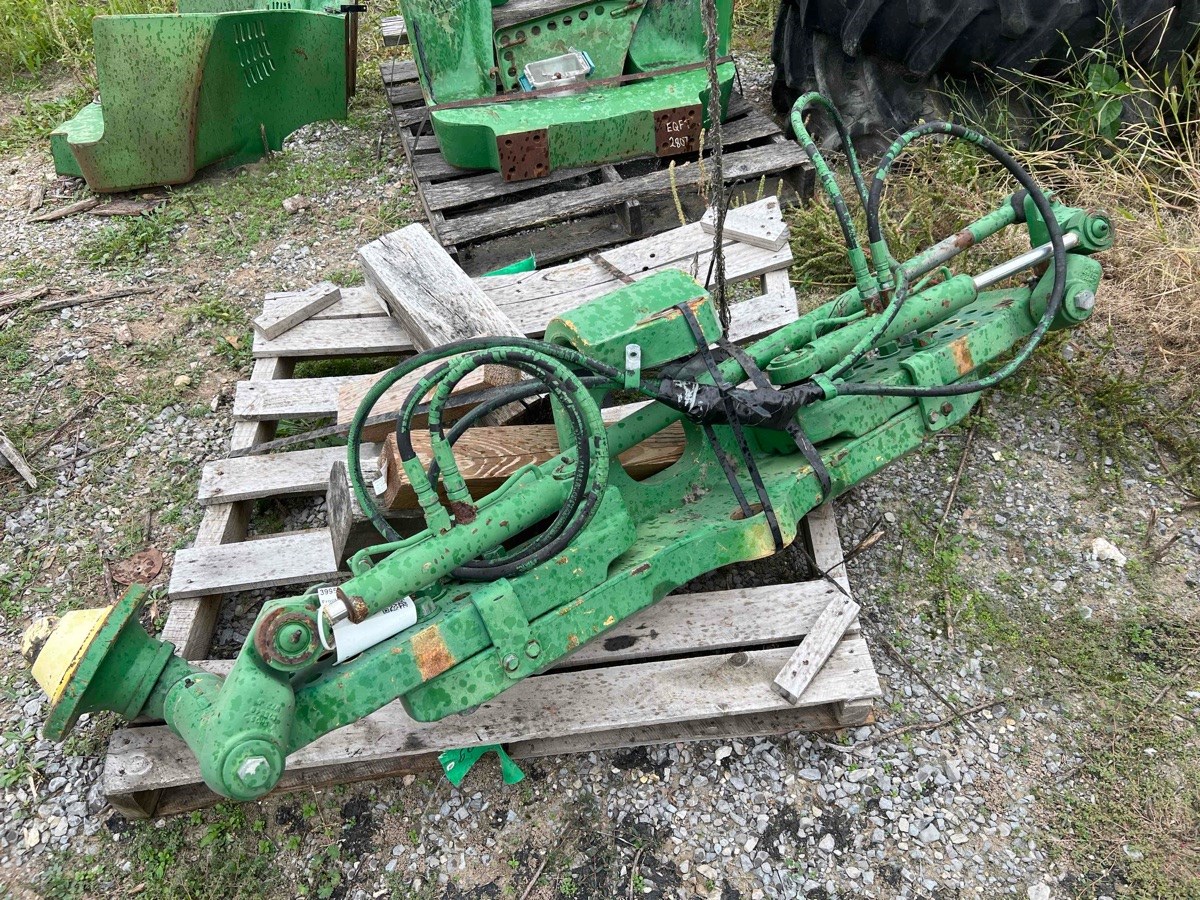 Deere 7810 Front Axle Complete