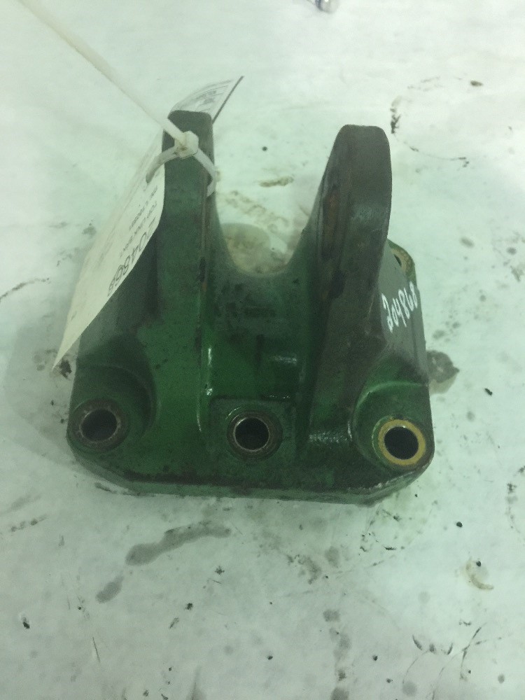 Deere 6330 Top Link Brkt