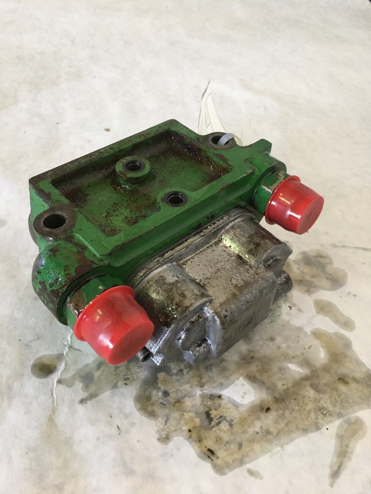 Deere 7400 Hyd Remote Valve & Parts