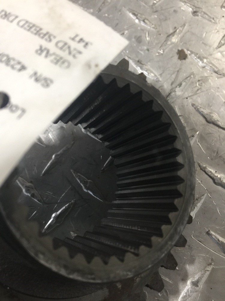 Case/case I.H. 4230 Clutch Housing & Parts