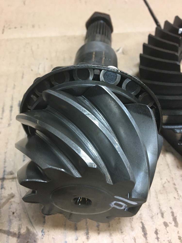 Case/case I.H. 7230 Mfd Differential & Parts