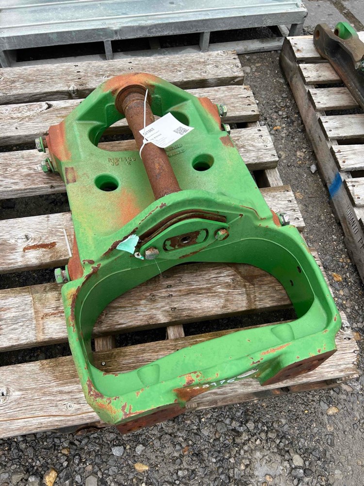 Deere 7810 Front Axle Support