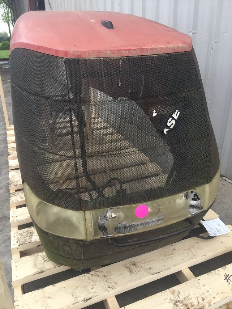 Case Magnum 305 Hood/Nose Cone