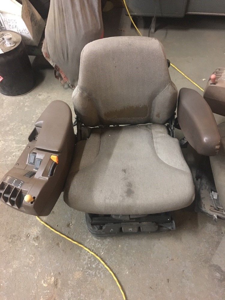 Deere 9300 Seat & Suspension