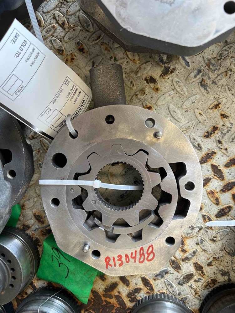 Deere 6400 Transmission Oil Pump Manifold