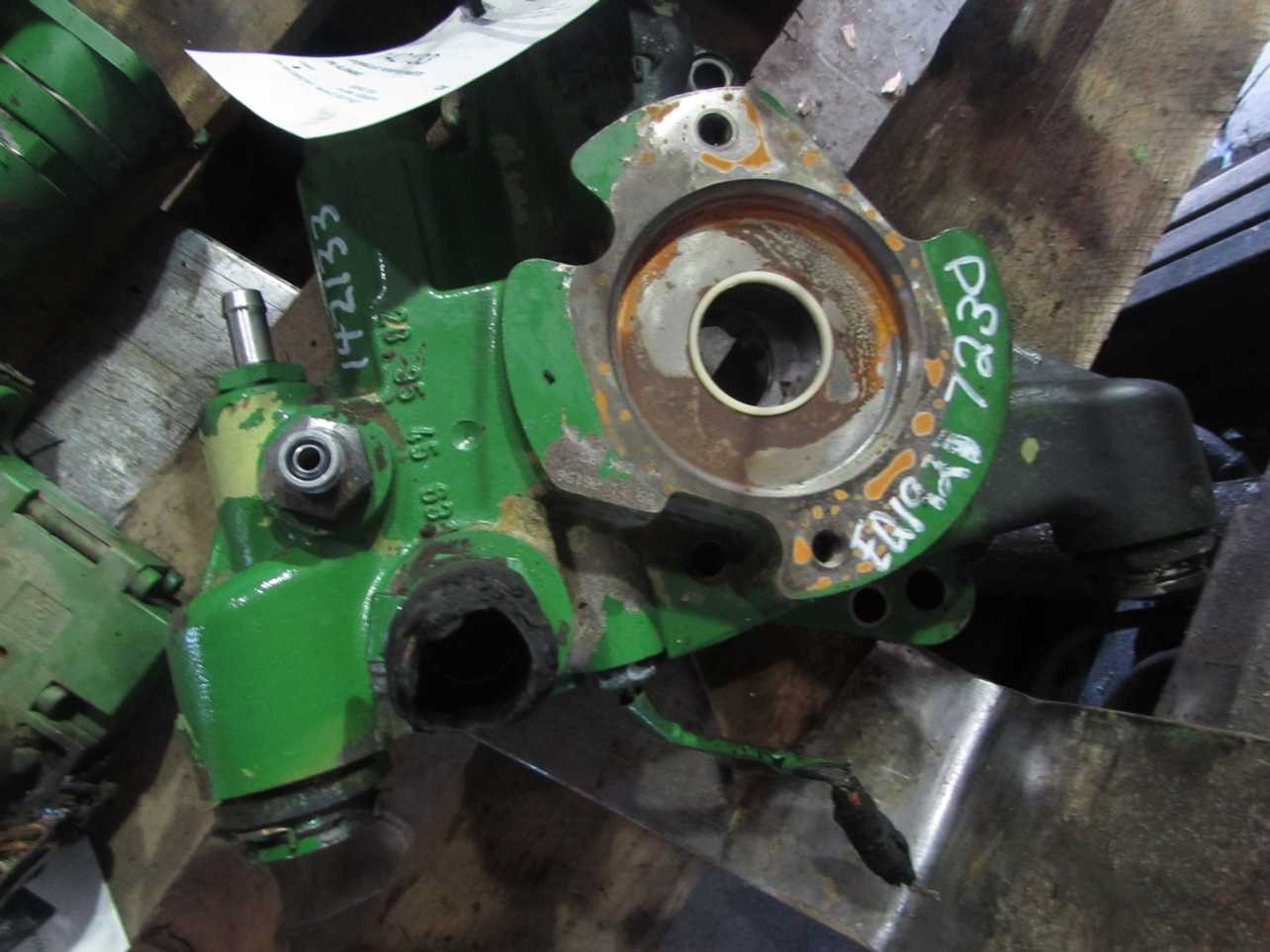 Deere 7230 Hydraulic Pump & Parts