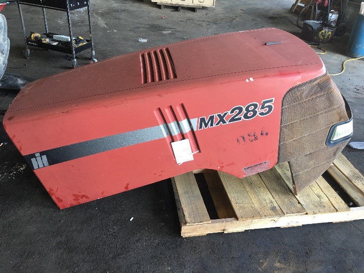 Case/case I.H. MX285 Hood/Nose Cone