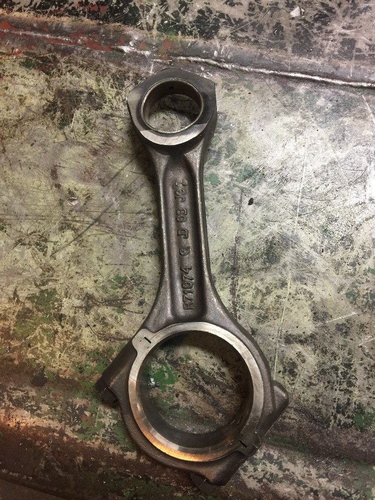 Deere 4960 Connecting Rod