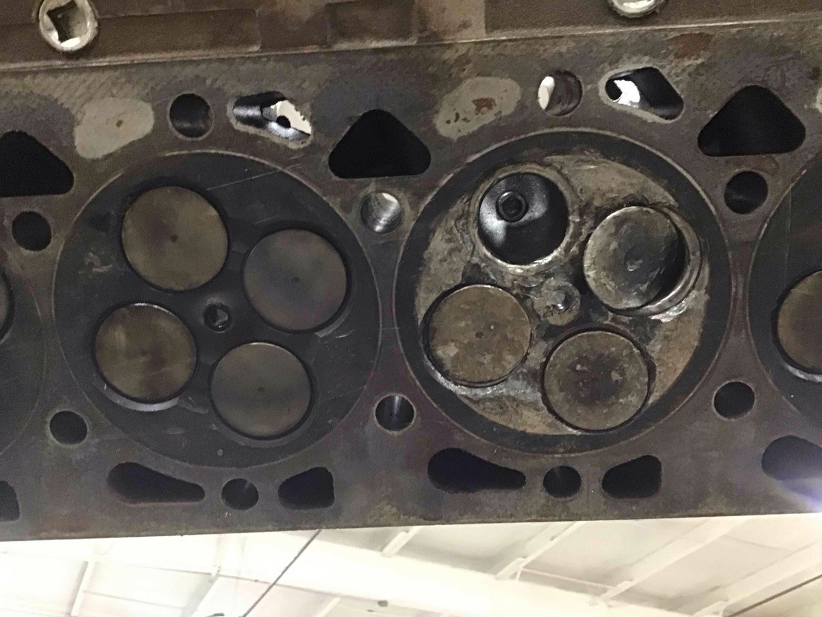 Deere  Cylinder Head, 12.5