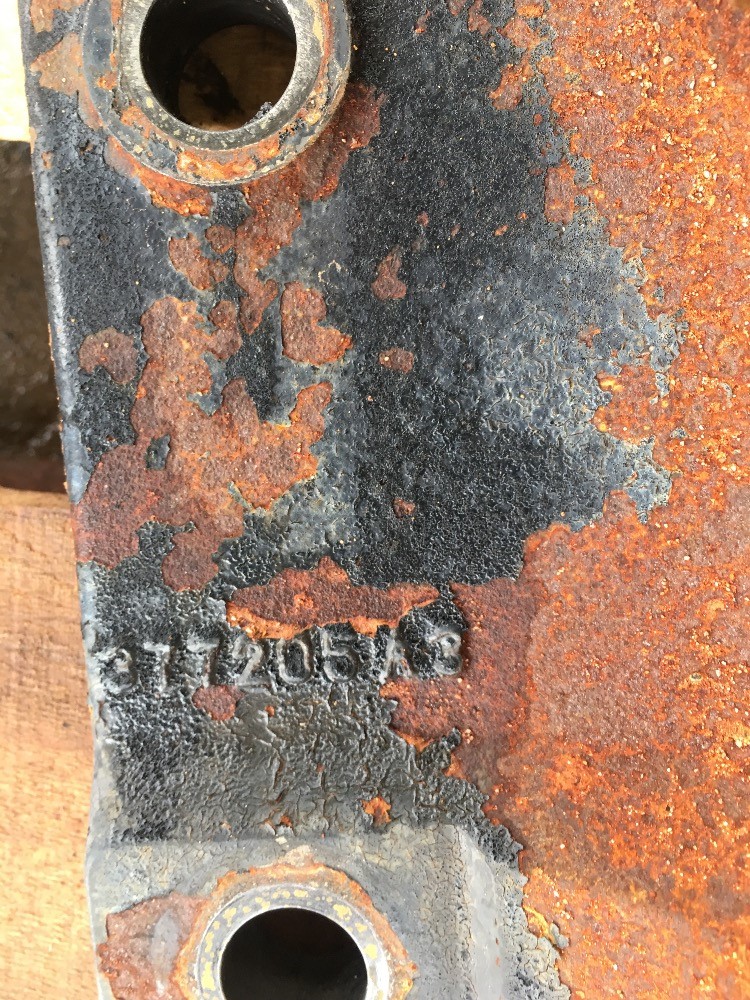 Ford/Nholland T8.390 Top Link Brkt