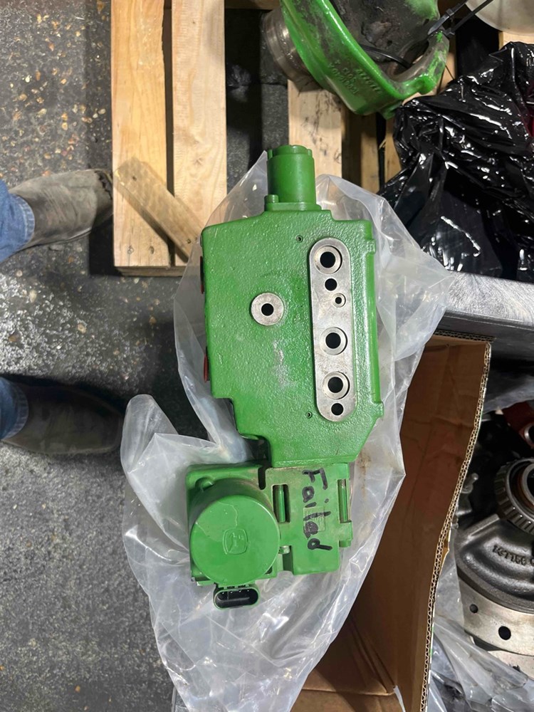 Deere 6430 Hyd Remote Valve & Parts