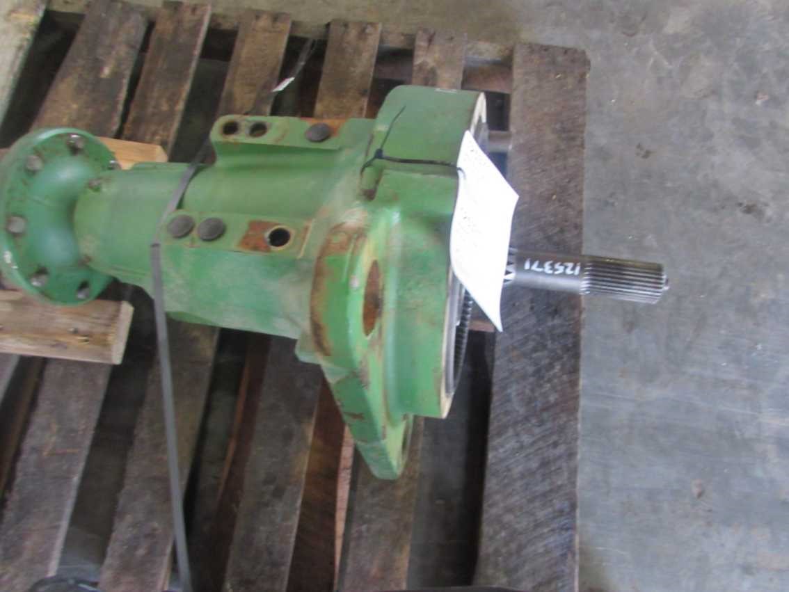 Deere 6200 Rear Axle & Parts