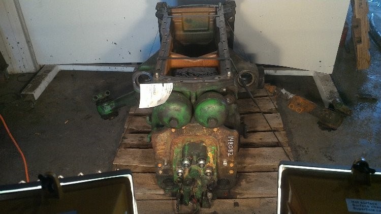 Deere 8530 JD Ils Differential Assembly