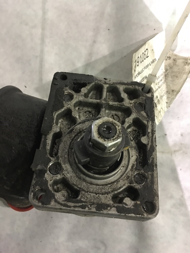 Case/case I.H. JX95 Hydraulic Pump & Parts