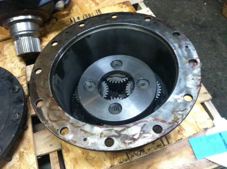 Case/case I.H. MX240 Mfd Hub & Parts