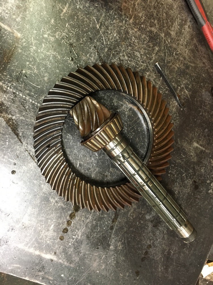 Deere 7800 Ring And Pinion