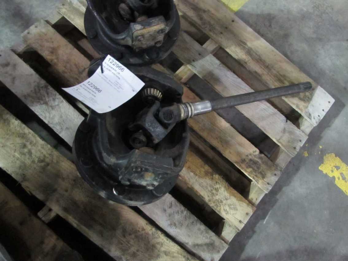 Deere 5101 Mfd Hub & Parts