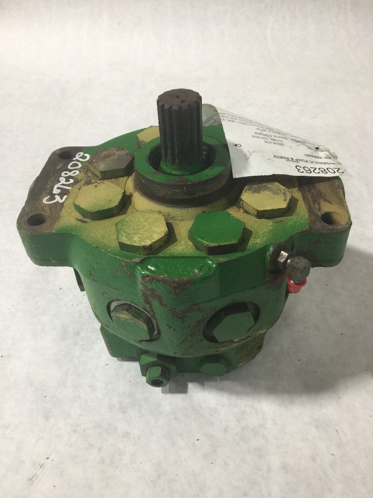 Deere 4755 Hydraulic Pump & Parts