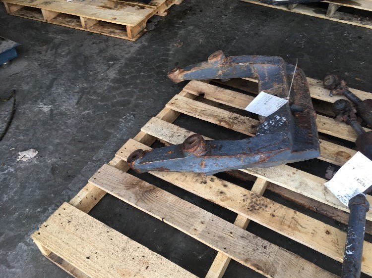 Ford/Nholland 8970 Weight Bracket