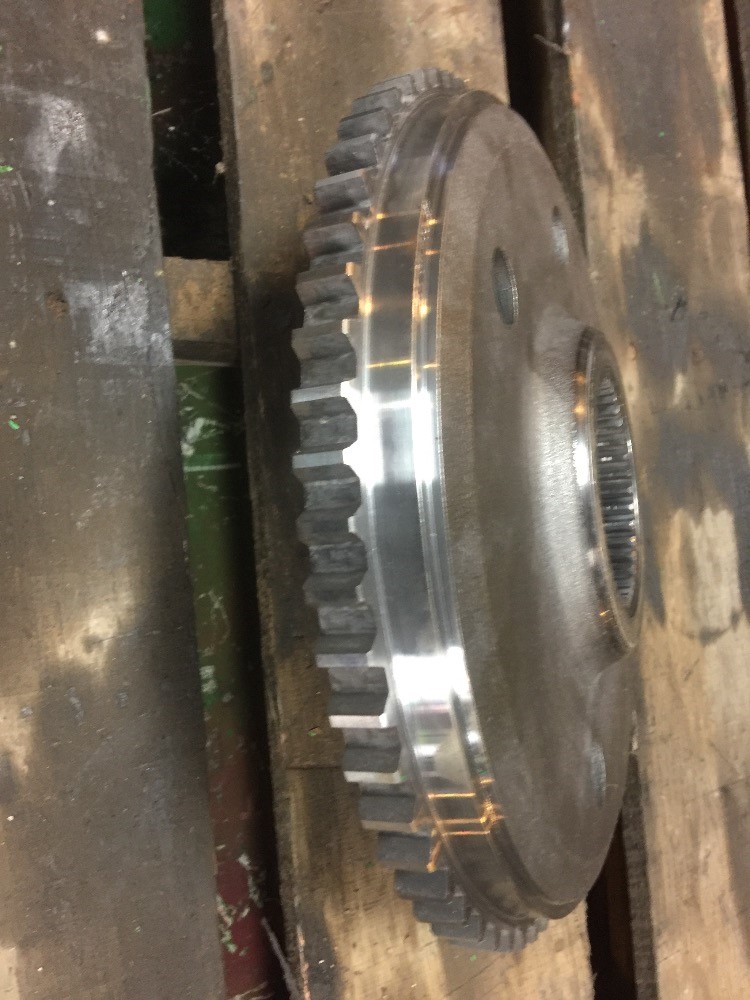 Deere 4850 Mfd Hub & Parts