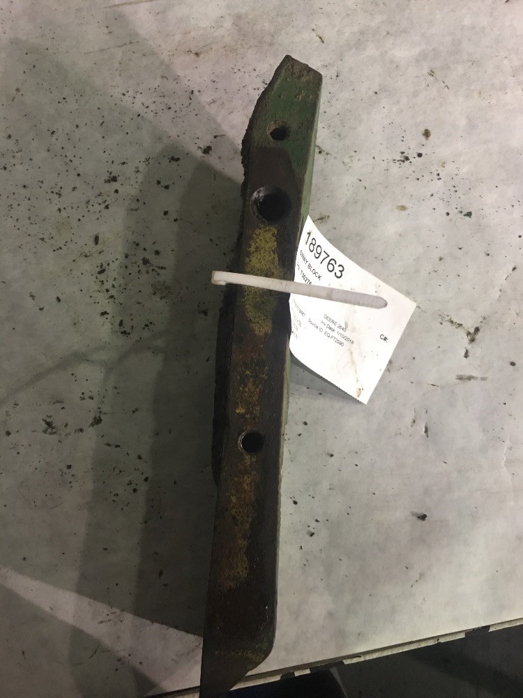 Deere 2640 Sway Block