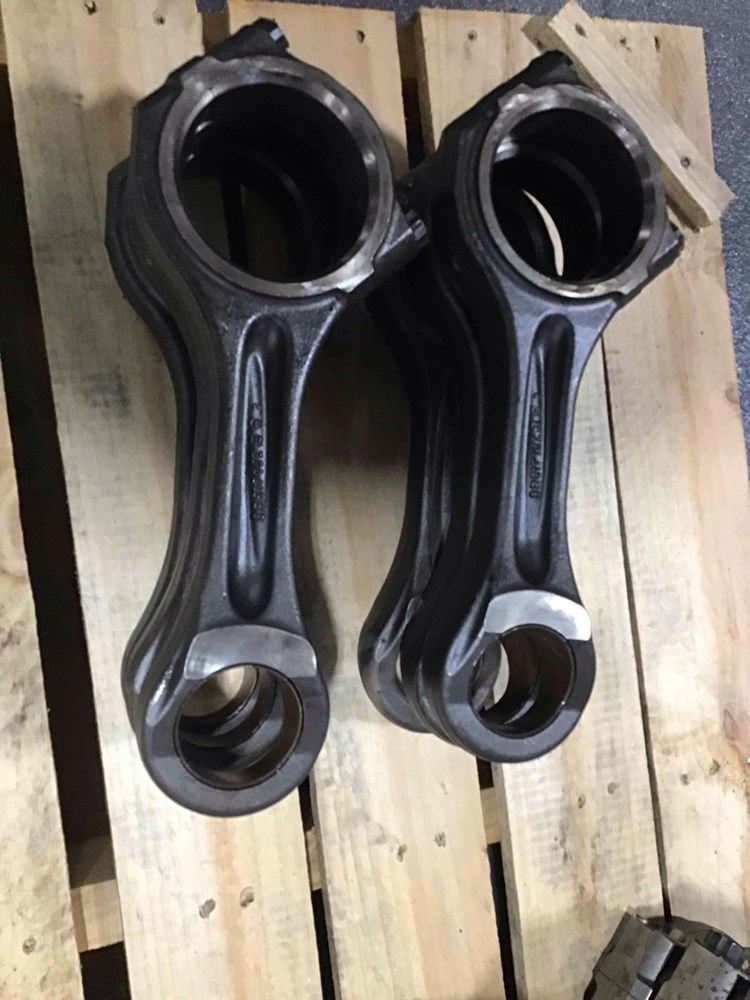 Deere 9630 Connecting Rod