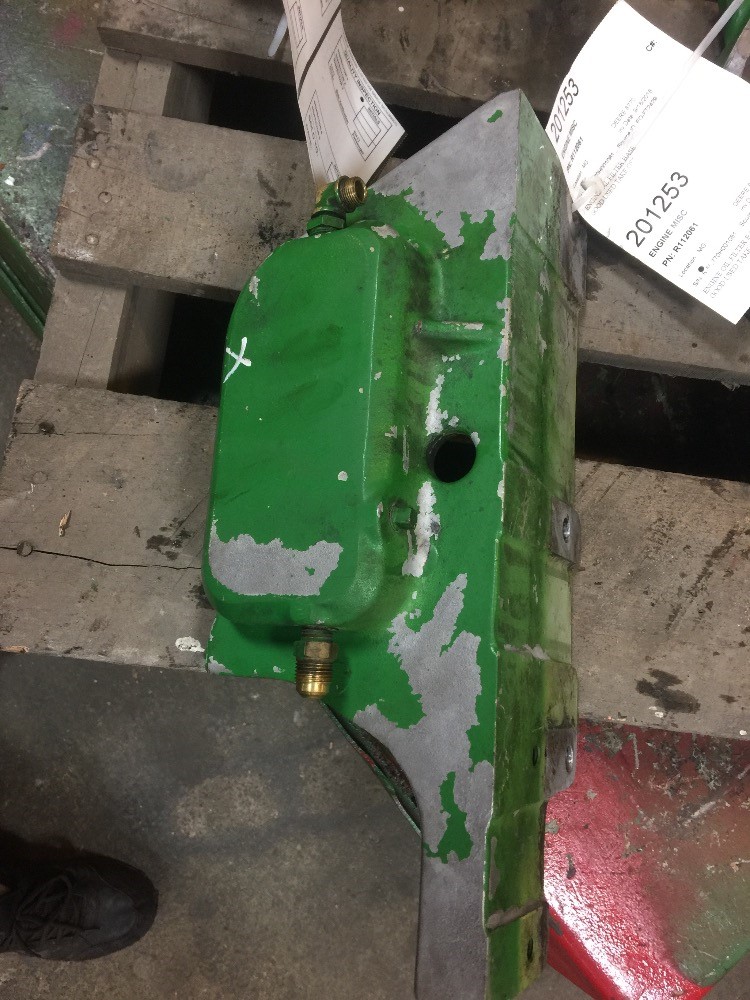 Deere 8770 Engine Misc