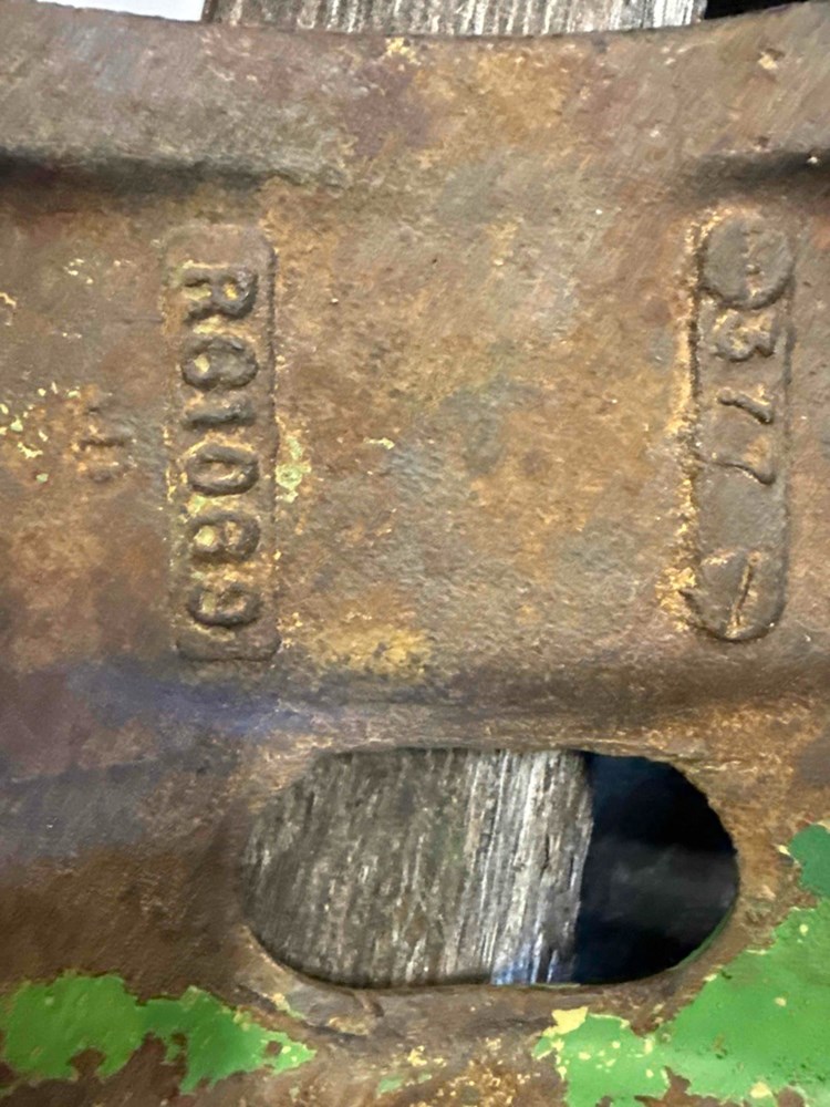 Deere 4640 Hyd Pump Support